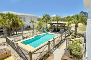 533 W Gulf Beach Dr, Saint George Island, FL 32328 - Photo 15