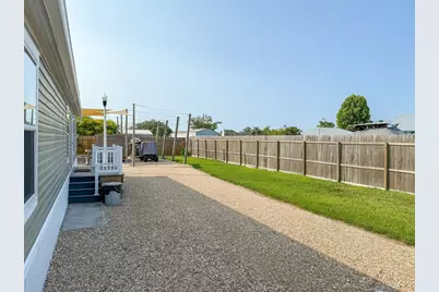 346 Ponce De Leon St, Port Saint Joe, FL 32456 - Photo 3