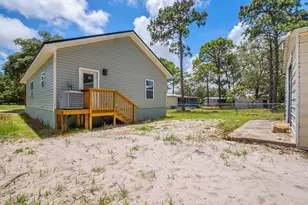 131 Delaware St, Carrabelle, FL 32322 - Photo 21
