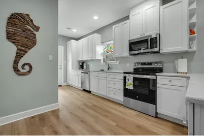 131 Delaware St, Carrabelle, FL 32322 - Photo 9