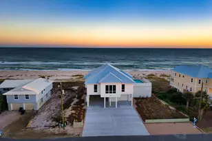 424 E Gorrie Dr, Saint George Island, FL 32328 - Photo 11