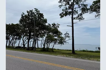 1431 Hwy 98, Eastpoint, FL 32328 - Photo 11