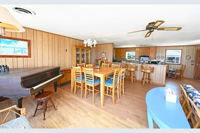 872 E Gorrie Dr, Saint George Island, FL 32328 - Photo 21