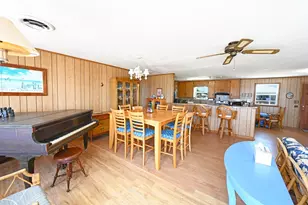 872 E Gorrie Dr, Saint George Island, FL 32328 - Photo 21