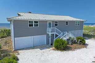 872 E Gorrie Dr, Saint George Island, FL 32328 - Photo 41