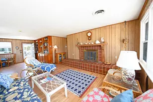 872 E Gorrie Dr, Saint George Island, FL 32328 - Photo 9