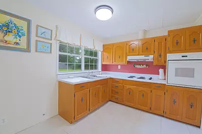 41 Thomas Dr, Apalachicola, FL 32320 - Photo 11