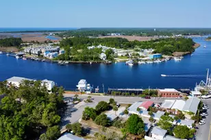 304 Hwy 98, Carrabelle, FL 32322 - Photo 31