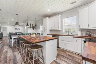 1113 15th St, Mexico Beach, FL 32456 - Photo 5