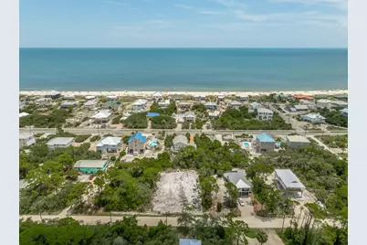 856 W Pine Ave, Saint George Island, FL 32328 - Photo 5