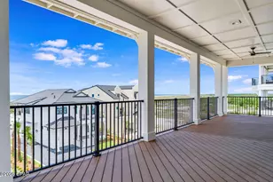 109 Dunes Dr, Mexico Beach, FL 32456 - Photo 17
