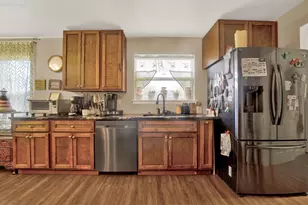 411 Ling St, Port Saint Joe, FL 32456 - Photo 3