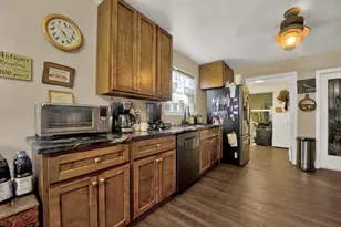 411 Ling St, Port Saint Joe, FL 32456 - Photo 7