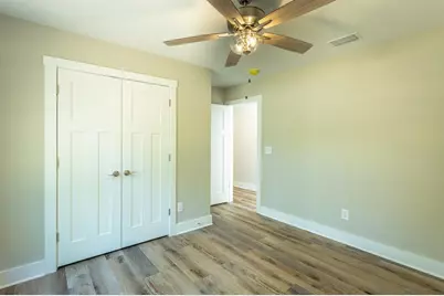 200 13th St, Apalachicola, FL 32320 - Photo 15