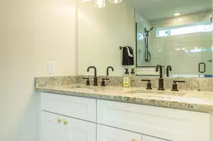 200 13th St, Apalachicola, FL 32320 - Photo 23