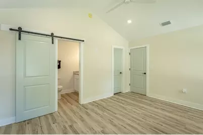 200 13th St, Apalachicola, FL 32320 - Photo 19