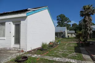 136 Parker Ave, Lanark Village, FL 32322 - Photo 5