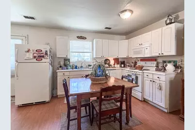 318 Earl King St, Apalachicola, FL 32320 - Photo 11