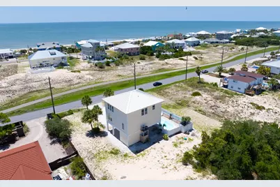 517 W Gulf Beach Dr, Saint George Island, FL 32328 - Photo 47