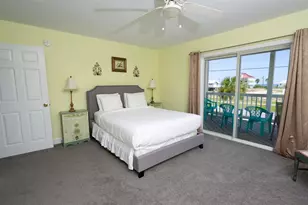 517 W Gulf Beach Dr, Saint George Island, FL 32328 - Photo 9