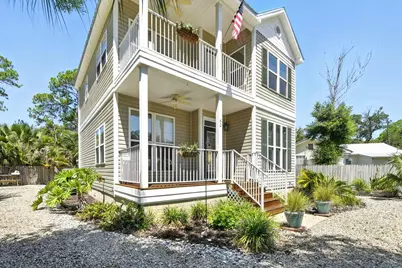 40 Myrtle St, Apalachicola, FL 32320 - Photo 1