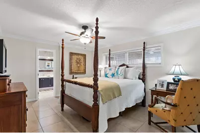 140 Pine St, Mexico Beach, FL 32456 - Photo 37