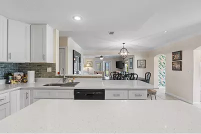 140 Pine St, Mexico Beach, FL 32456 - Photo 23