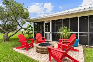 140 Pine St, Mexico Beach, FL 32456 - Photo 5