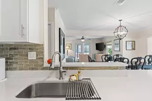 140 Pine St, Mexico Beach, FL 32456 - Photo 25