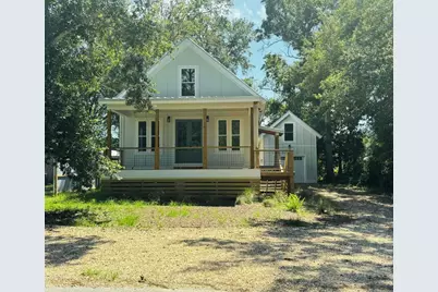 216 15th St, Apalachicola, FL 32320 - Photo 1