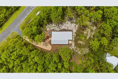 121 Cedar St, Eastpoint, FL 32328 - Photo 37