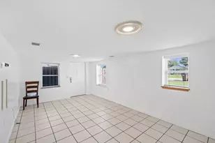 525 Eighth St, Port Saint Joe, FL 32456 - Photo 5