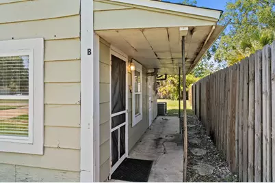 525 8th St, Port Saint Joe, FL 32456 - Photo 3