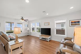 9148 Hwy 98, Port Saint Joe, FL 32456 - Photo 11