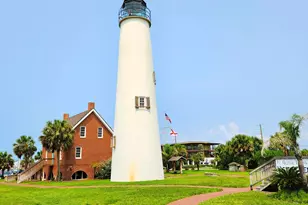 1620 Forsythia Ct, Saint George Island, FL 32328 - Photo 55