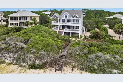 1620 Forsythia Ct, Saint George Island, FL 32328 - Photo 3