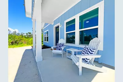 592 Bonnet St, Port Saint Joe, FL 32456 - Photo 3