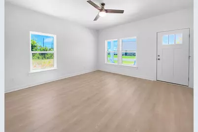 592 Bonnet St, Port Saint Joe, FL 32456 - Photo 11