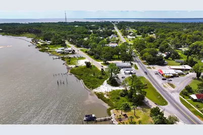 362 Patton Dr, Eastpoint, FL 32328 - Photo 9