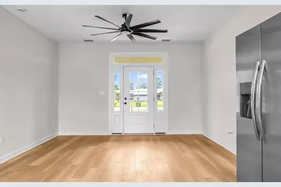 250 Winnie St, Wewahitchka, FL 32465 - Photo 3