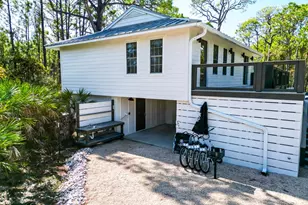 1404 Bayberry Ln, Saint George Island, FL 32328 - Photo 1