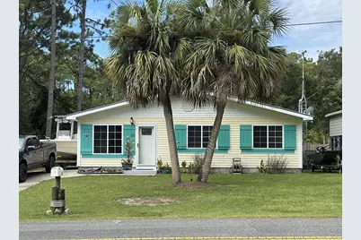 110 Franklin St, Carrabelle, FL 32323 - Photo 1