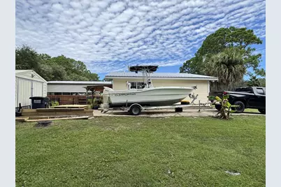 110 Franklin St, Carrabelle, FL 32323 - Photo 5