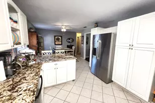 305 Twentieth St, Port Saint Joe, FL 32456 - Photo 9