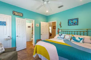 301 Sweet Bay Cir, Eastpoint, FL 32328 - Photo 25