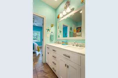 301 Sweet Bay Cir, Eastpoint, FL 32328 - Photo 29