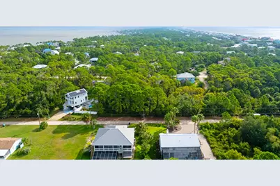 532 W Sawyer St, Saint George Island, FL 32328 - Photo 13