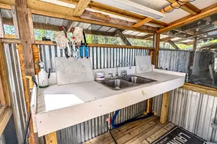 511 NE Ave H, Carrabelle, FL 32322 - Photo 59