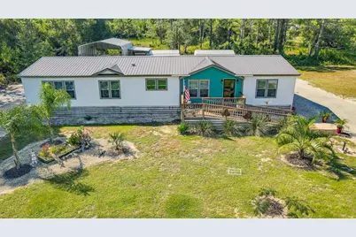 511 NE Ave H, Carrabelle, FL 32322 - Photo 1