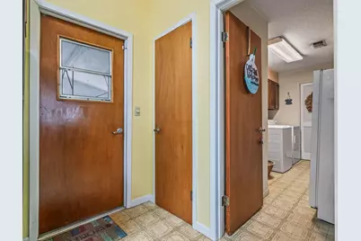 17 S Bay Shore Dr, Eastpoint, FL 32328 - Photo 35